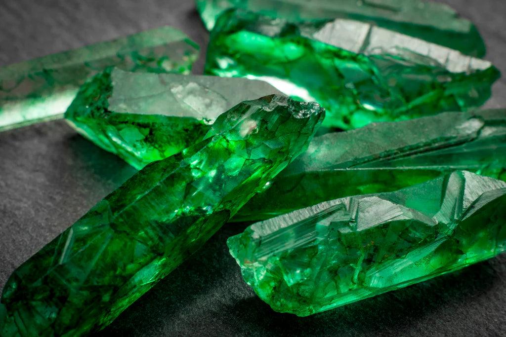 The Mineralogical and Gemological Properties of Jade Pendants: A Scientific Analysis of Singapore's Premier Jewelry